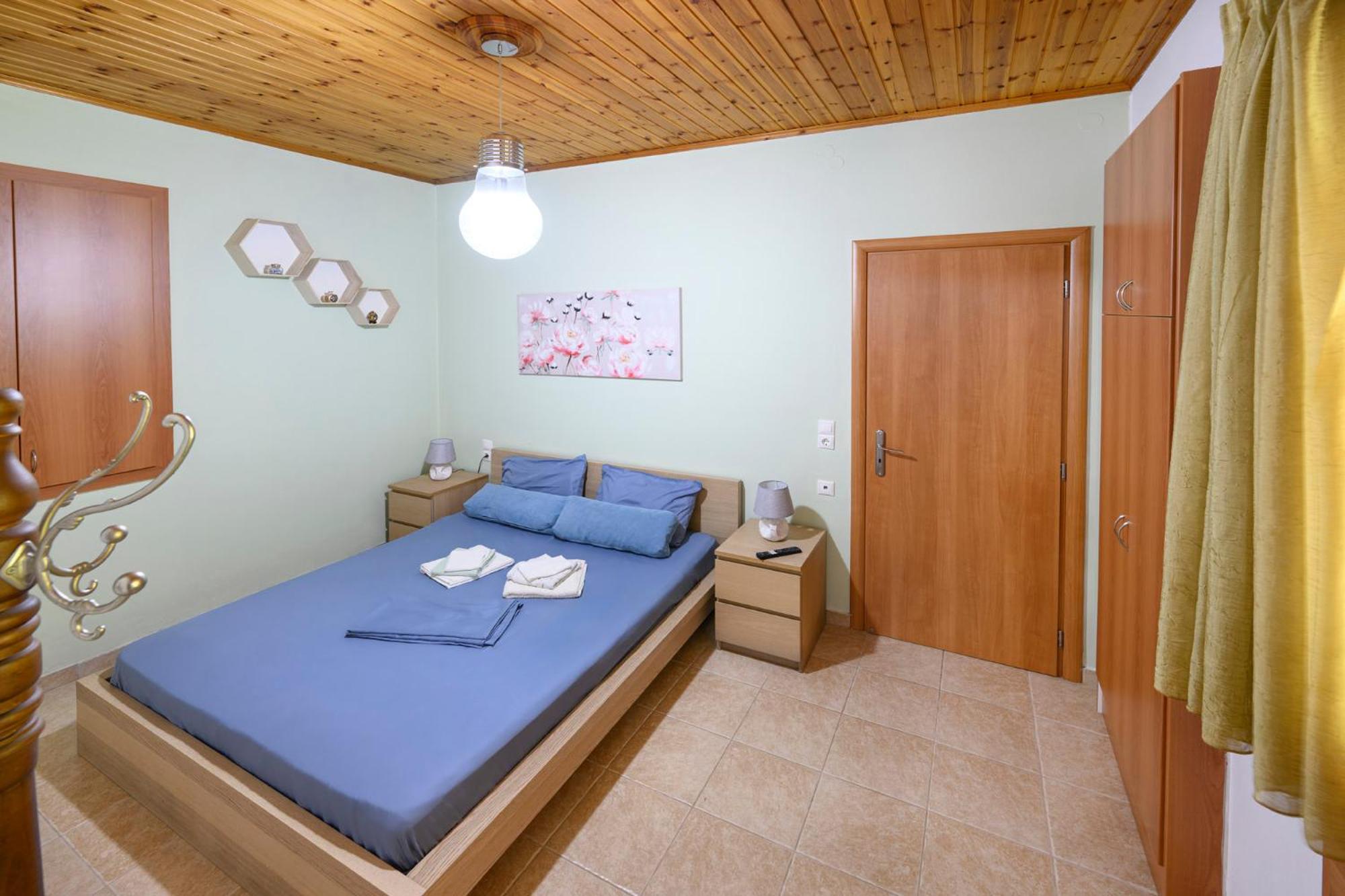 Small Villa Gerani Agios Vlasios  Exterior photo